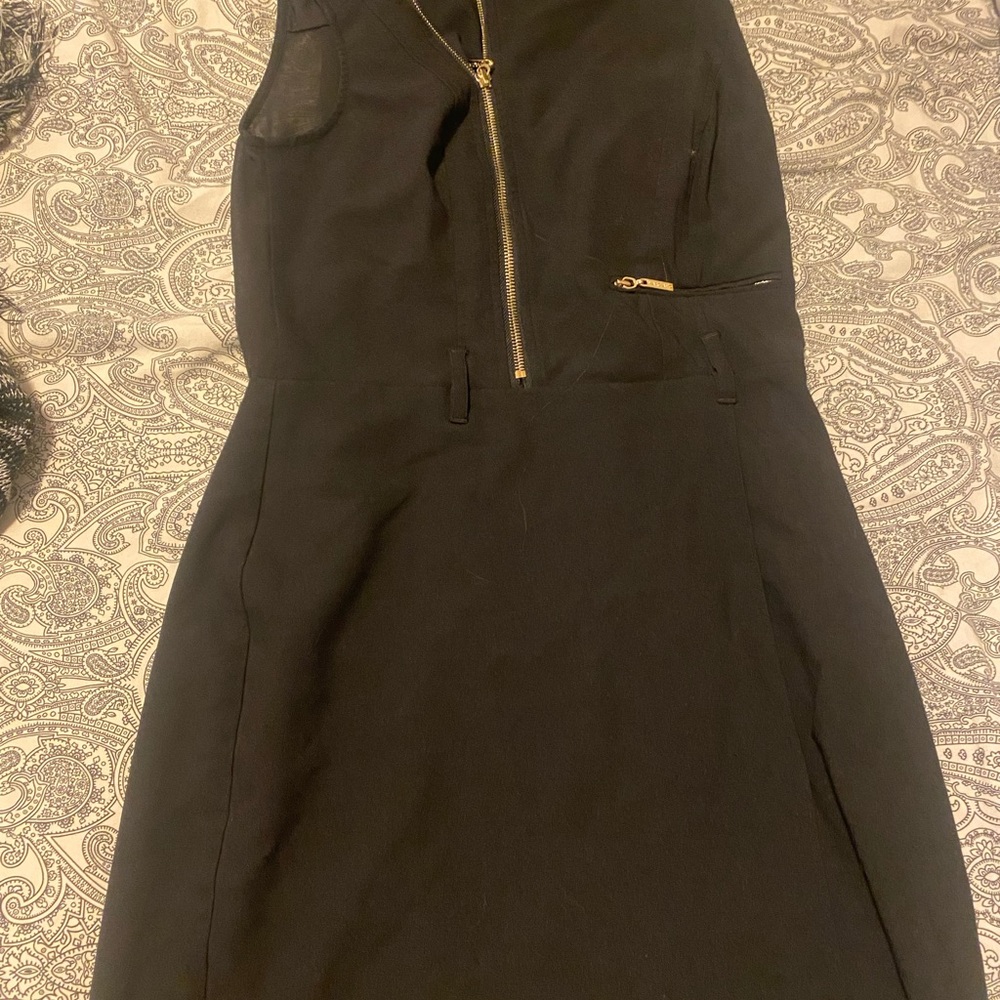 Elegant Black Sleeveless Dress